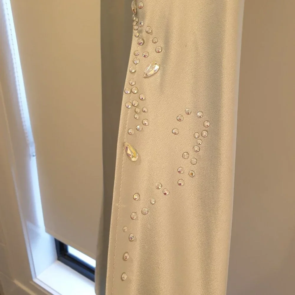 Matthew Eager in shimmery pale green - Size 8 - Picture 6 of 11